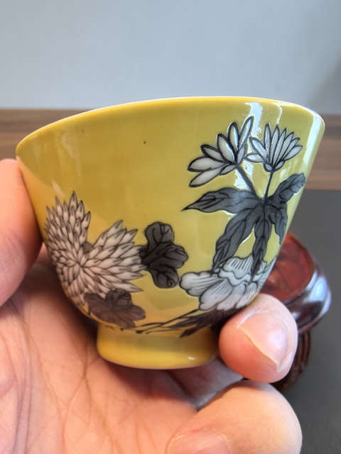 古玩陶瓷黃釉粉彩大雅齋風格茶杯拍賣,當前價格880元
