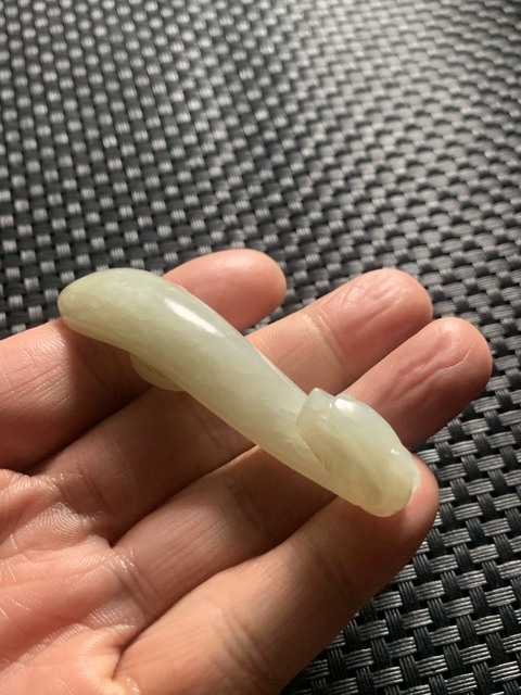 古玩玉器清代和田玉雕“龍首”帶鉤拍賣，當(dāng)前價格4990元