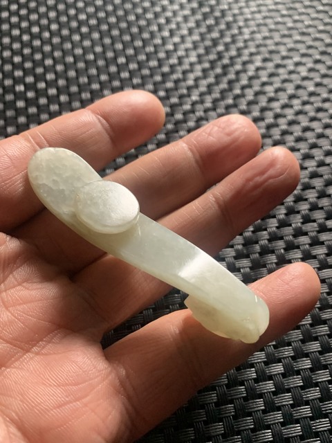 古玩玉器清代和田玉雕“龍首”帶鉤拍賣，當(dāng)前價格4990元