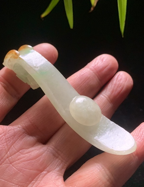 古玩玉器清代天然翡翠雕“龍首帶鉤”拍賣,當前價格39800元