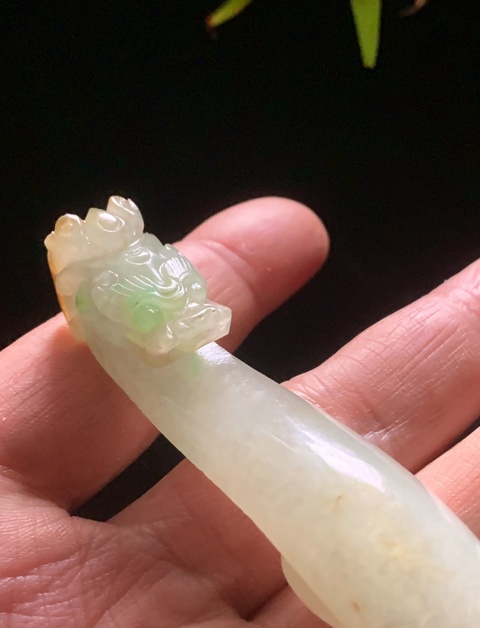 古玩玉器清代天然翡翠雕“龍首帶鉤”拍賣,當前價格39800元