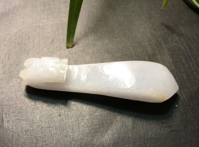 古玩玉器清代天然翡翠雕“龍首帶鉤”拍賣，當(dāng)前價格6500元