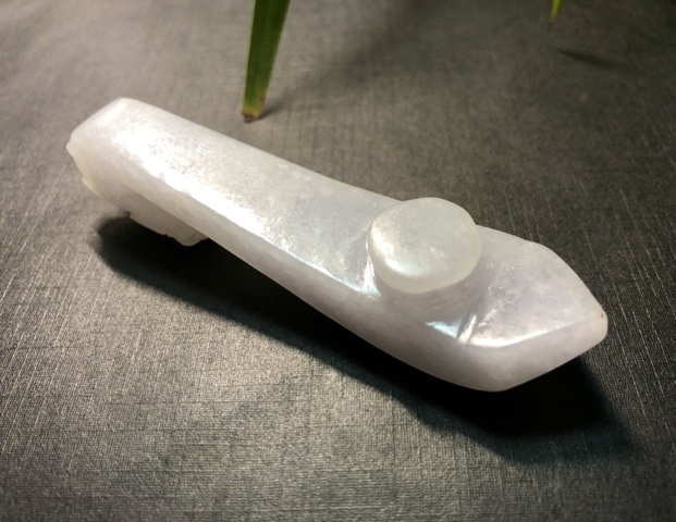 古玩玉器清代天然翡翠雕“龍首帶鉤”拍賣，當(dāng)前價格6500元