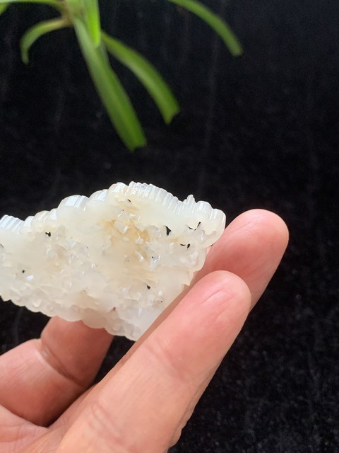 古玩玉器收藏級明代和田玉雕“凌霄花”佩拍賣,當前價格65000元