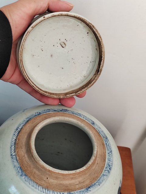 古玩陶瓷清乾隆青花山水紋蓋罐拍賣,當前價格2800元
