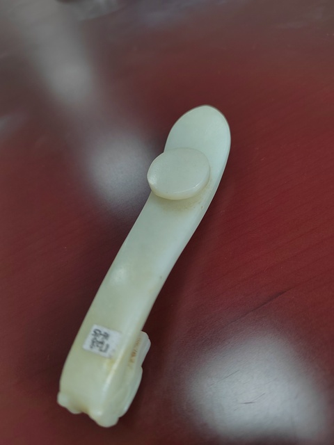 古玩玉器龍鉤拍賣(mài),當(dāng)前價(jià)格3200元