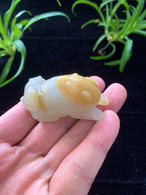 古玩玉器清代老翡翠雕“瑞獸”拍賣,當前價格13500元