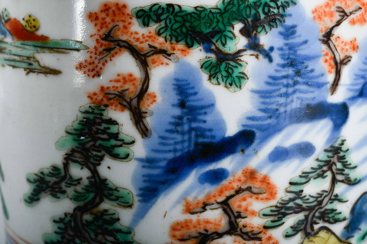 古玩陶瓷青花五彩筆筒拍賣(mài)，當(dāng)前價(jià)格6888元