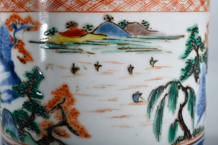 古玩陶瓷青花五彩筆筒拍賣(mài)，當(dāng)前價(jià)格6888元