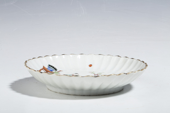古玩陶瓷清晚·粉彩林逋愛梅圖菊瓣盤真品鑒賞圖