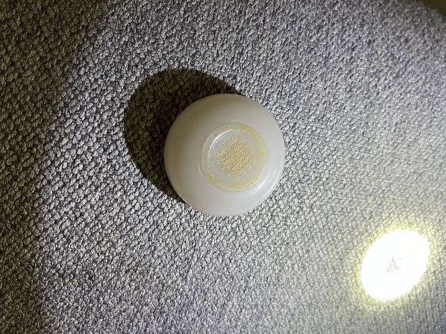 古玩玉器和田秄料胭脂盒拍賣，當前價格5000元