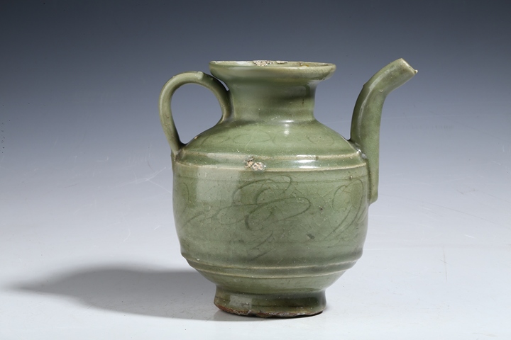 古玩陶瓷明晚期·刻花卉紋壺拍賣，當(dāng)前價(jià)格3900元