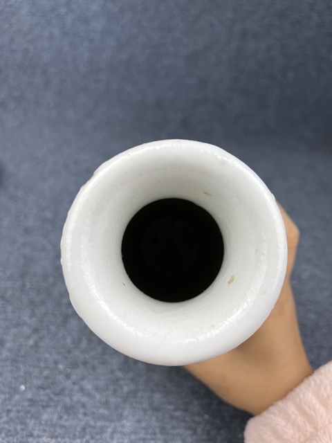 古玩陶瓷民國(guó)粉彩嬰戲紋卷口賞瓶拍賣,當(dāng)前價(jià)格6588元