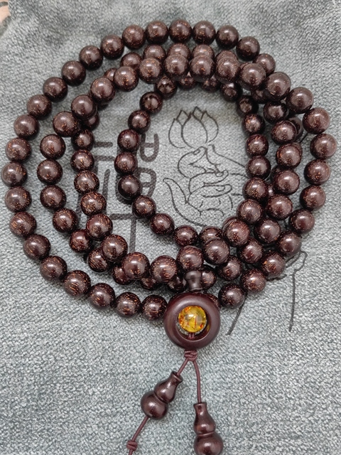 古玩雜項(xiàng)小葉金星紫檀佛珠拍賣，當(dāng)前價格298元