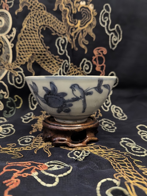 古玩陶瓷明嘉萬時期青花花鳥紋茶碗拍賣，當前價格6888元