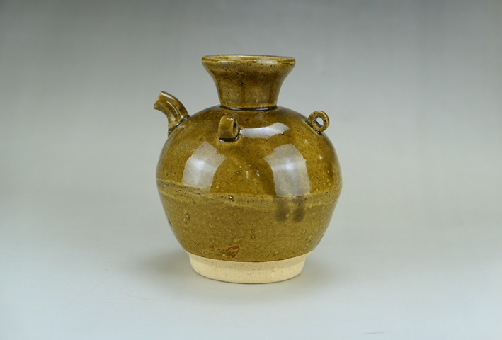 古玩陶瓷明代·茶葉末釉三系執(zhí)壺拍賣，當(dāng)前價(jià)格690元