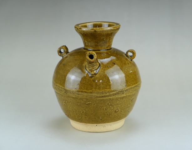 古玩陶瓷明代·茶葉末釉三系執(zhí)壺拍賣，當(dāng)前價(jià)格690元