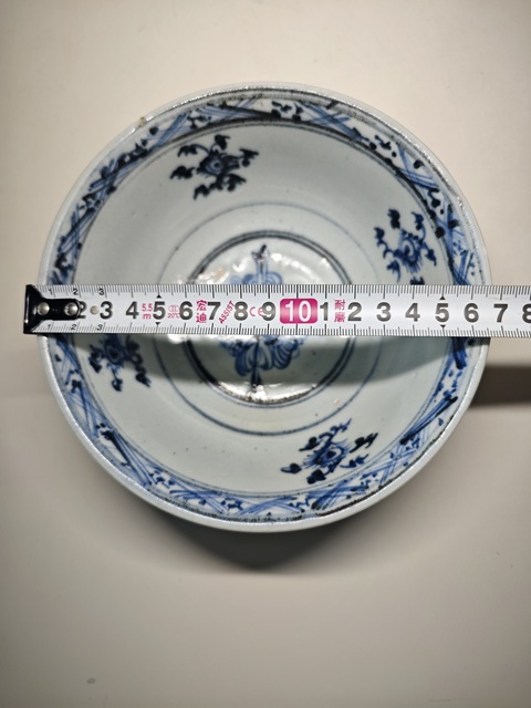 古玩陶瓷明空白期·青花纏枝花卉紋碗拍賣,當前價格9999元