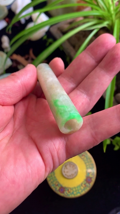 古玩玉器清代天然翡翠翎管拍賣，當前價格12000元