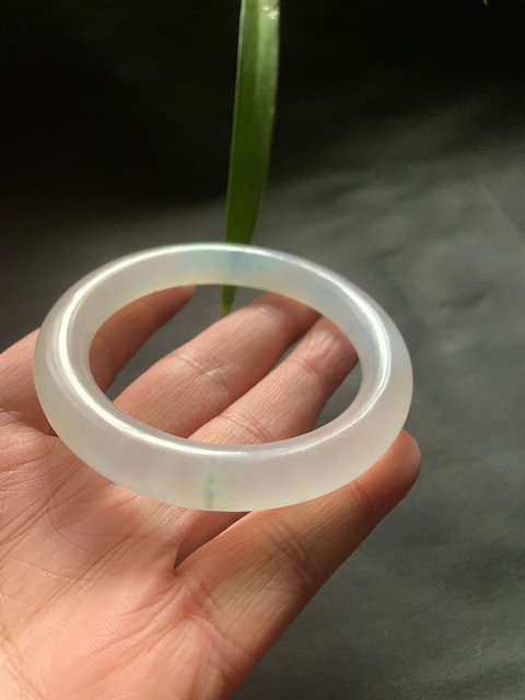 古玩玉器清代天然翡翠手鐲拍賣，當前價格150000元