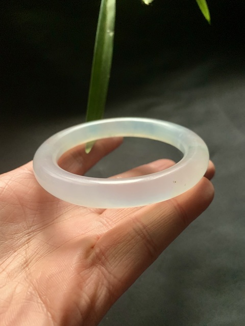 古玩玉器清代天然翡翠手鐲拍賣，當前價格150000元