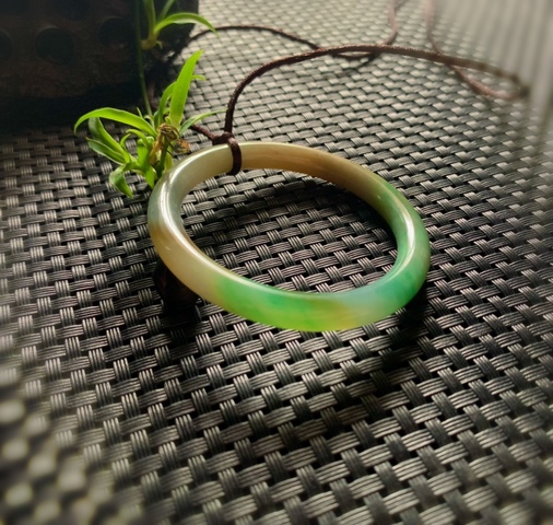 古玩玉器清代天然翡翠手鐲拍賣，當前價格120000元