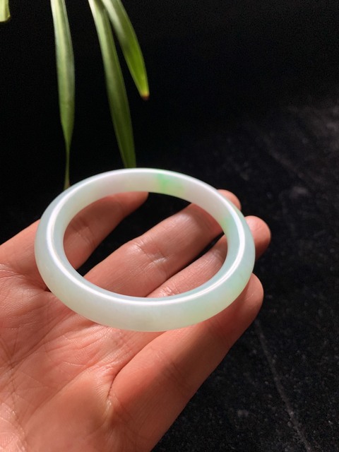 古玩玉器清代天然翡翠手鐲拍賣,當前價格28000元