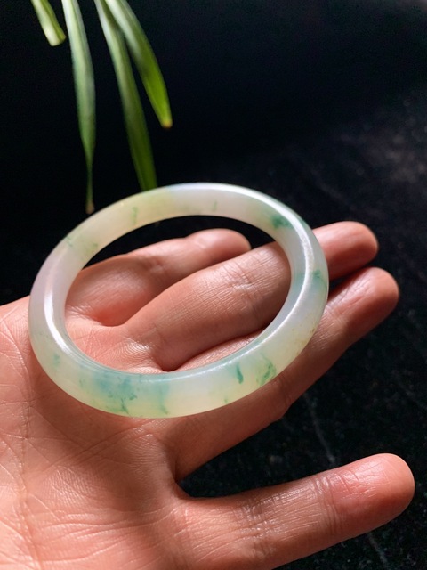 古玩玉器晚清天然翡翠手鐲拍賣，當前價格120000元