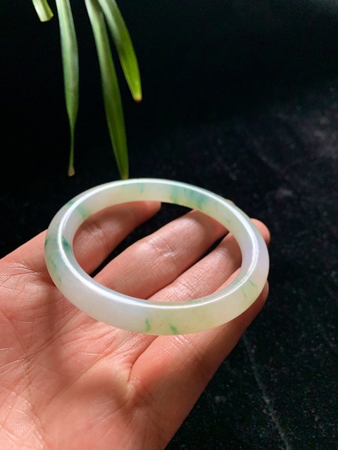 古玩玉器晚清天然翡翠手鐲拍賣，當前價格120000元