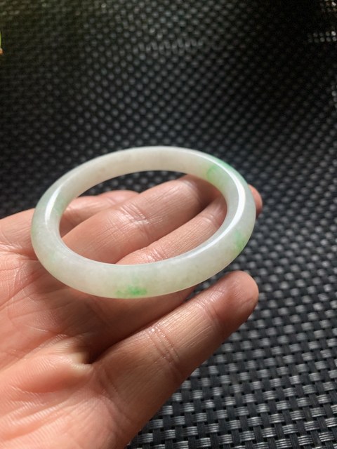 古玩玉器清代天然翡翠手鐲拍賣，當前價格32000元