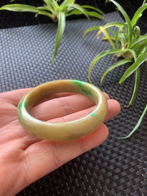 古玩玉器天然翡翠手鐲拍賣，當(dāng)前價(jià)格65000元