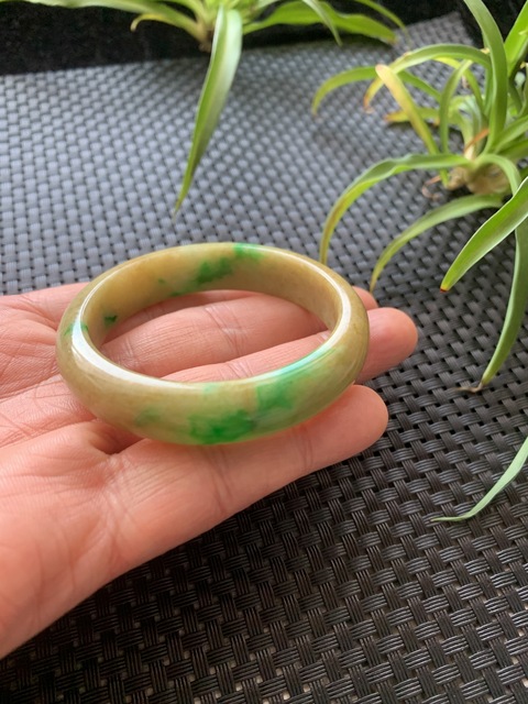 古玩玉器天然翡翠手鐲拍賣，當(dāng)前價(jià)格65000元