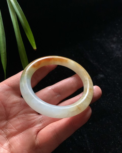 古玩玉器清代天然翡翠手鐲拍賣,當(dāng)前價(jià)格98000元