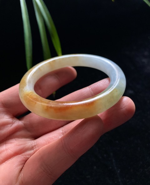 古玩玉器清代天然翡翠手鐲拍賣,當(dāng)前價(jià)格98000元