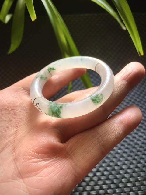 古玩玉器天然翡翠掛圈袈裟環圈拍賣,當前價格8900元