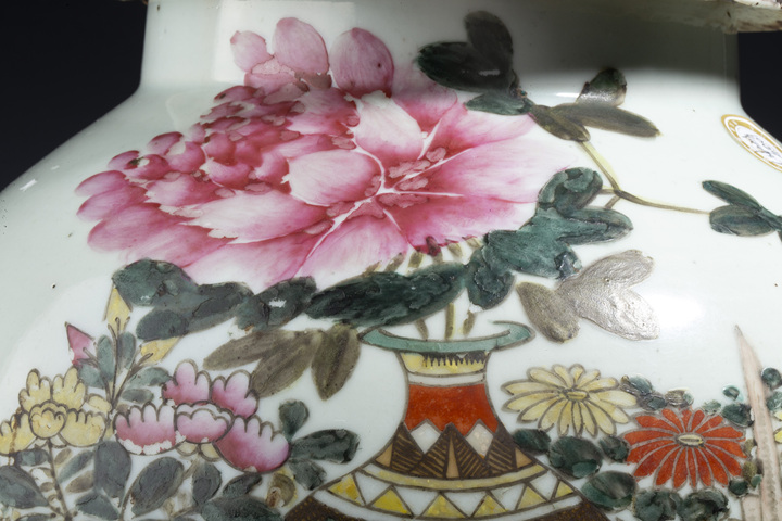 古玩陶瓷清末民初·粉彩博古詩文將軍罐拍賣,當前價格6500元