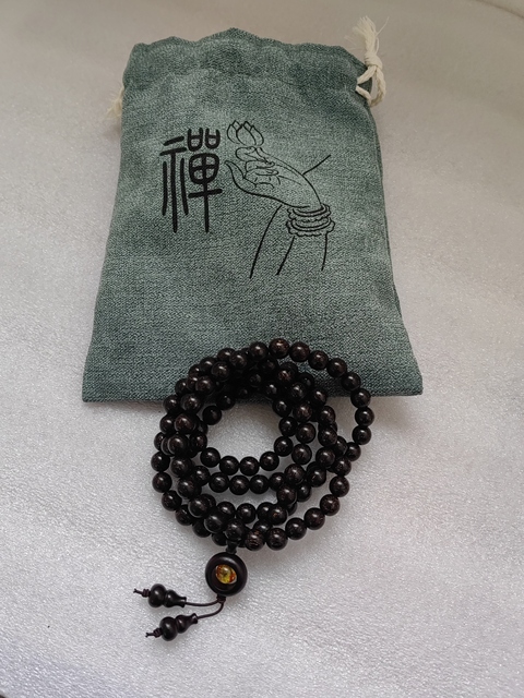 古玩雜項(xiàng)小葉金星紫檀佛珠拍賣，當(dāng)前價格298元