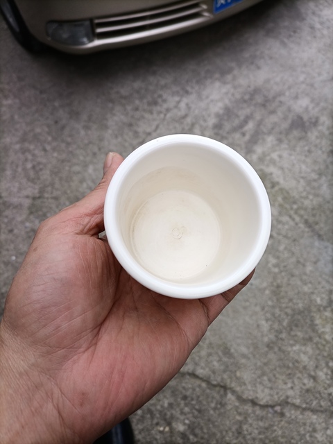 古玩陶瓷德化窯白釉三足筒式香爐拍賣,當前價格900元