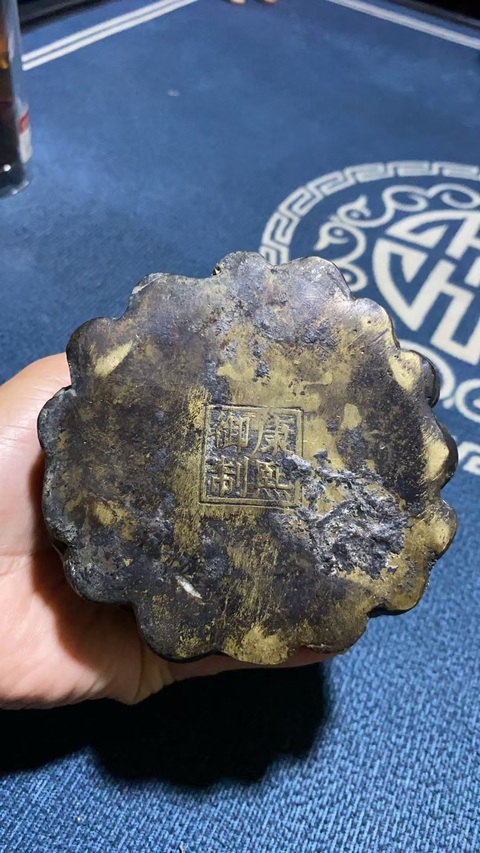 古玩銅器銅金蟾真品鑒賞圖
