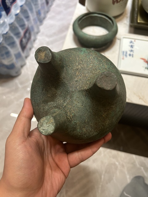 古玩銅器銅鼎真品鑒賞圖