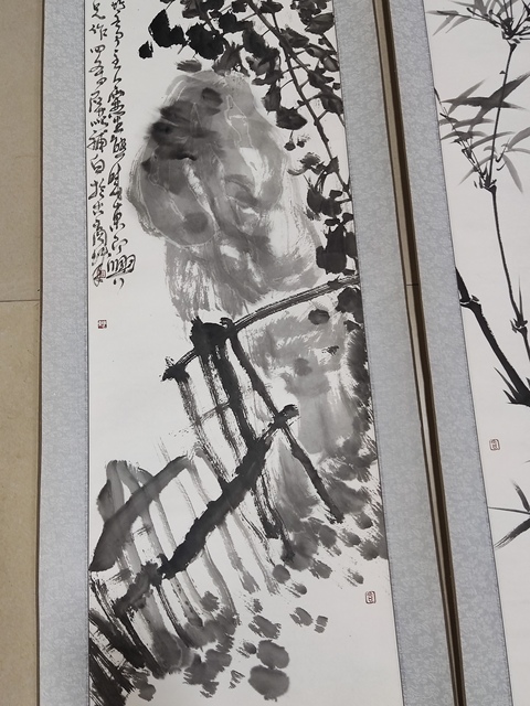 古玩字畫中美協熊曉東花鳥四屏原裝原裱拍賣，當前價格5688元