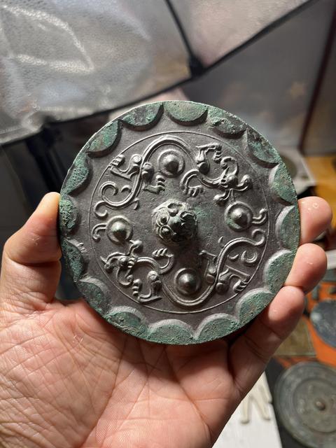 古玩銅器漢代·銅四乳龍紋鏡 真品鑒賞圖