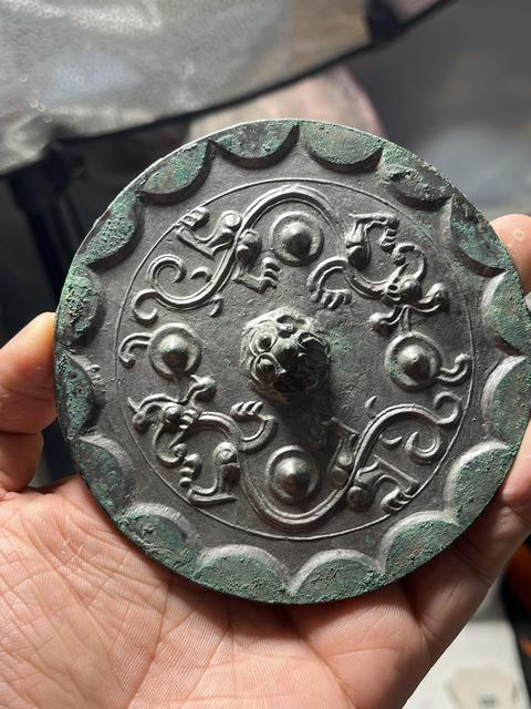 古玩銅器漢代·銅四乳龍紋鏡 真品鑒賞圖