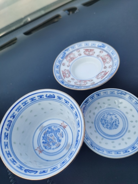 古玩陶瓷玲瓏瓷三才蓋杯拍賣,當(dāng)前價(jià)格588元