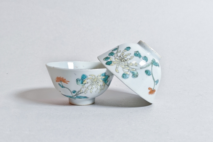 古玩陶瓷民國(guó)·粉彩富貴牡丹品茗杯一對(duì)拍賣(mài),當(dāng)前價(jià)格1388元