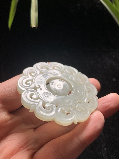 古玩玉器清代和田玉雕“轉芯佩”拍賣，當前價格14000元