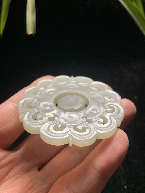 古玩玉器清代和田玉雕“轉芯佩”拍賣，當前價格14000元