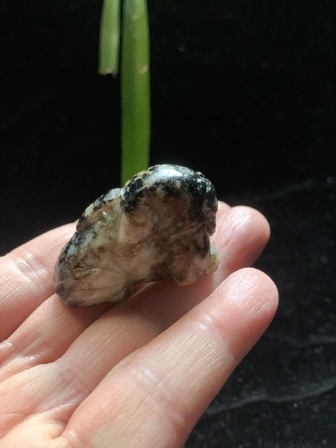 古玩玉器明代和田玉雕“瑞獸”拍賣,當前價格28000元