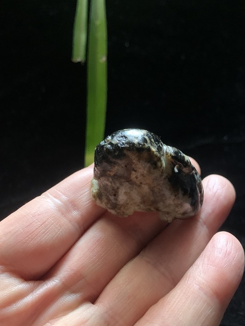 古玩玉器明代和田玉雕“瑞獸”拍賣,當前價格28000元