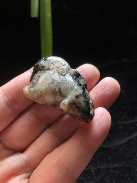 古玩玉器明代和田玉雕“瑞獸”拍賣,當前價格28000元